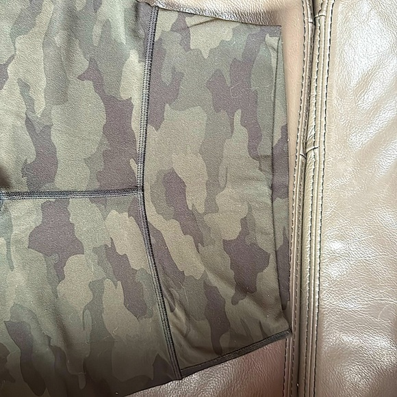 Lululemon leggings - Picture 5 of 5